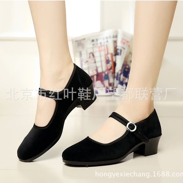 Old Beijing Cloth Shoes Women&#039;s Flat Cloth Shoes Mid Heel Flat Velvet Black Tie Dancing Shoes Hotel Work Shoes Wholesale