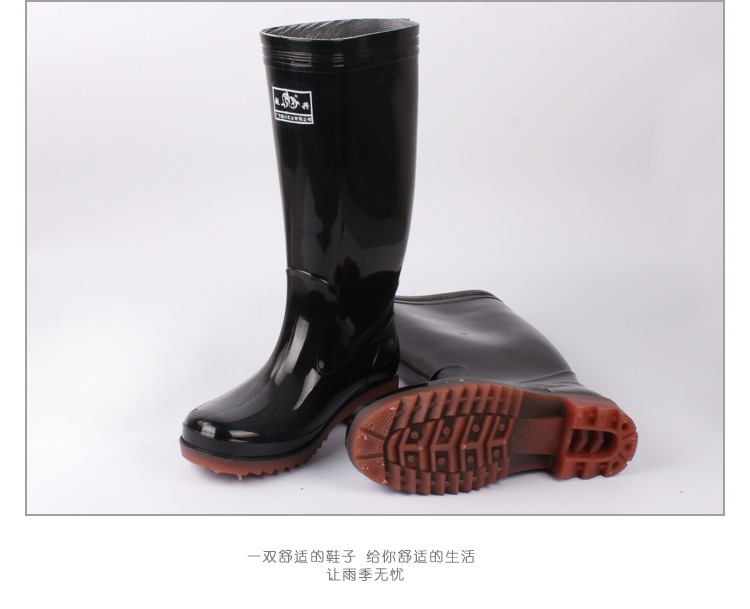 New style men's water shoes fashion high tube PVC flat flat jelly color men's rain shoes low heel rain shoes rain boots New style men's water shoes fashion high tube PVC flat flat jelly color men's rain shoes low heel rain shoes rain boots
