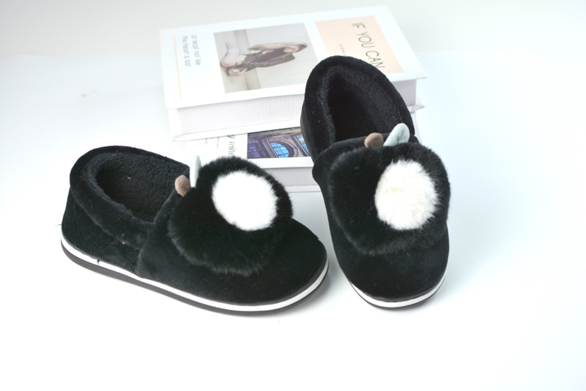 Winter Warm Cotton Shoes Super Soft Velvet Flat Heel TPR Fashion Apple Cute Slippers Cotton Slippers Winter Warm Cotton Shoes Super Soft Velvet Flat Heel TPR Fashion Apple Cute Slippers Cotton Slippers