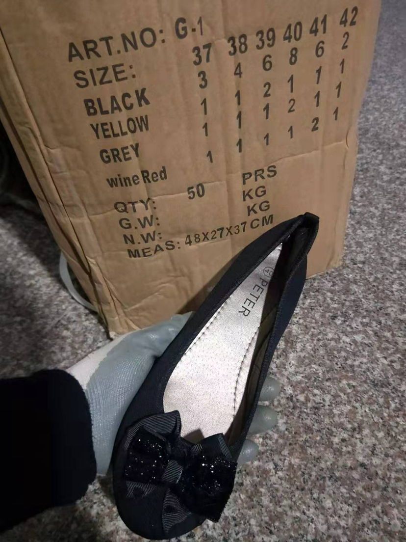 Spot women's single shoes 37-42 mixed color with size flat shoes low-heel fashion shoes mother shoes are cheap Spot women's single shoes 37-42 mixed color with size flat shoes low-heel fashion shoes mother shoes are cheap