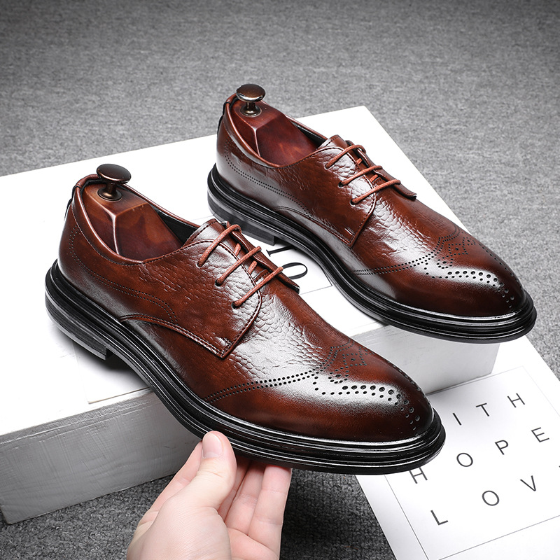 Men&#039;s Business Formal Pointed-Toe Lace Embossed Leather Shoes New Fashion Crocodile Pattern Brogue 7781