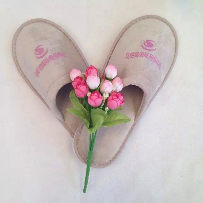 Luxury Stars Hotel where five disposable goods thickened bottom slipper Luxury Stars Hotel where five disposable goods thickened bottom slipper