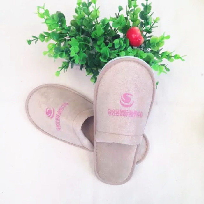 Luxury Stars Hotel where five disposable goods thickened bottom slipper Luxury Stars Hotel where five disposable goods thickened bottom slipper