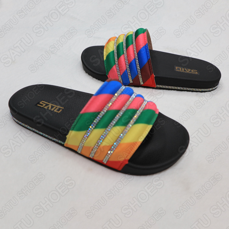Factory Wholesale 2020 European and American Fashion Flat Rainbow Rhinestone Cross-Border Slippers Women&#039;s Outdoor Slipper