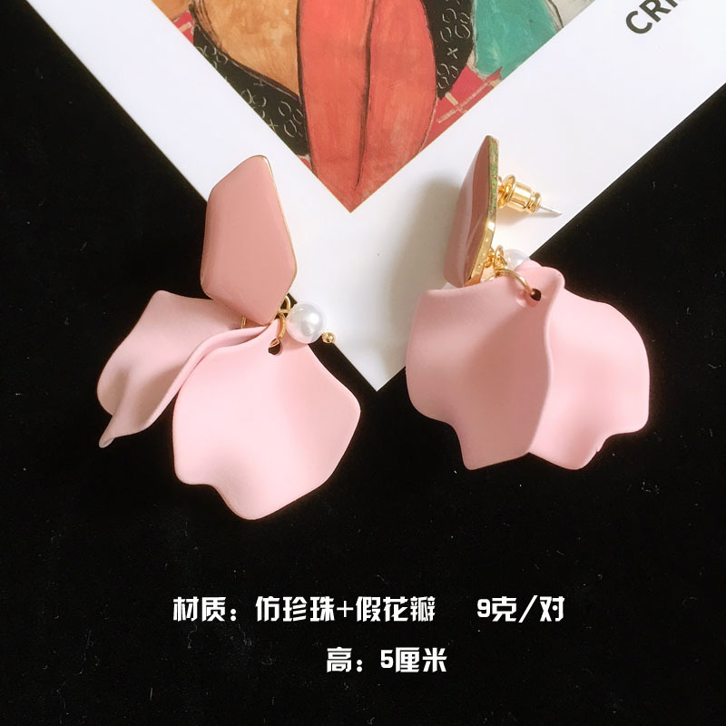 Splendid European And American Earrings Elegant Pink Lace Fake Petal Fringed Earrings Super Fairy Flowers Stud Earrings For Women Personalized Eardrops