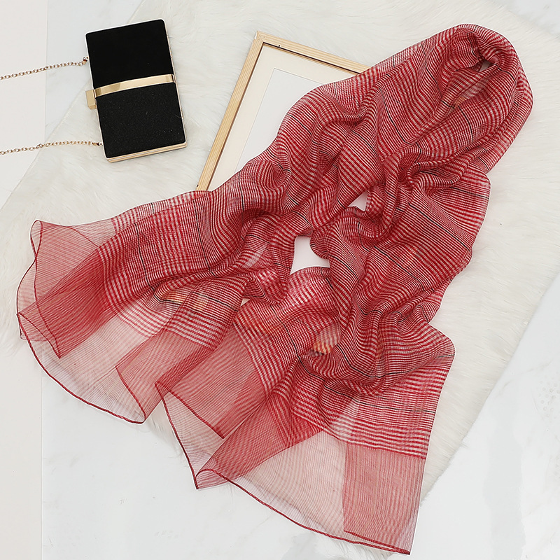Gold Thread Plaid Mulberry Silk Wool Scarf for Women Spring and Autumn New Gray Lightweight Fashionable Travel Sun Protection Silk Scarf