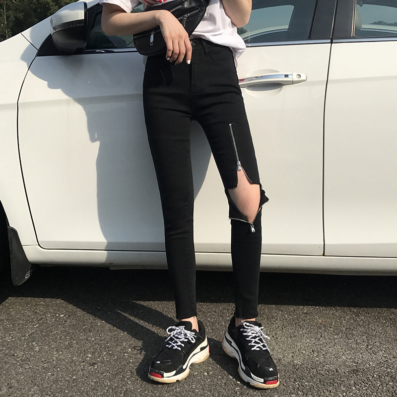 2020ins super hot jeans for Women black knee Zipper ripped small foot pencil pants trend beggar 17