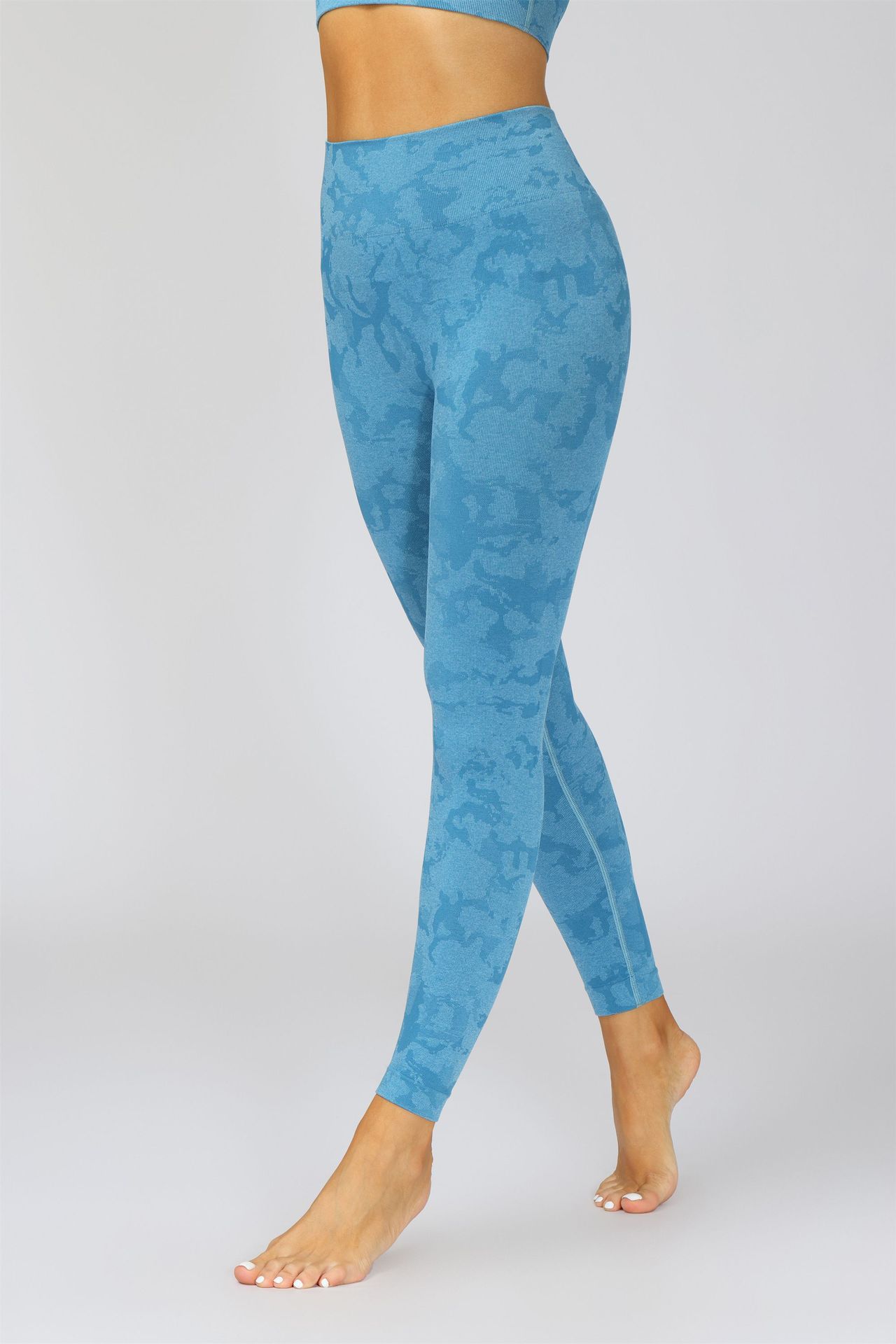 2021 Cross-Border AliExpress New Camouflage Seamless Ninth Pants Tiger Pattern Fitness Pants Yoga Clothes Bra Trousers Suit