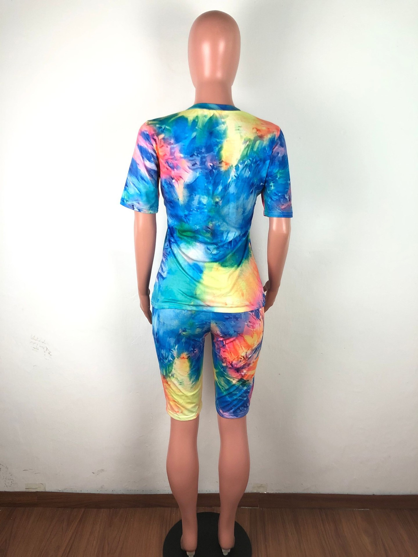 XM6088 women's wear tiedye round collar casual fashion home sports suit twopiece (including face mask) XM6088 women's wear tiedye round collar casual fashion home sports suit twopiece (including face mask)