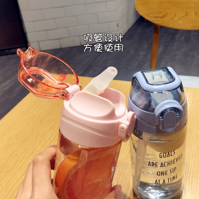 of fresh Spring cover Plastic cup student antifall wear resistant large capacity Straw cup outdoor sports drink cup