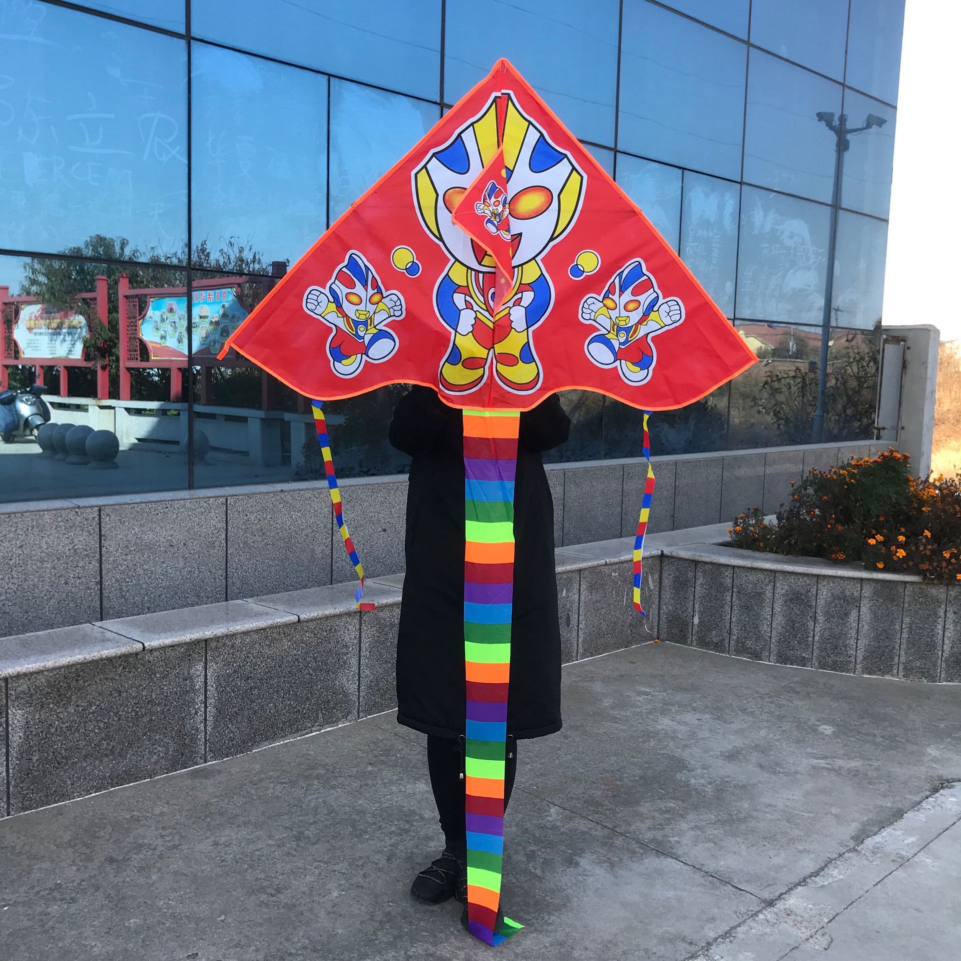 Wholesale Weifang Kite New Bright Cloth Hot Printed Curved Triangle Kite Children's Cartoon Kite Manufacturers Supply Wholesale Weifang Kite New Bright Cloth Hot Printed Curved Triangle Kite Children's Cartoon Kite Manufacturers Supply