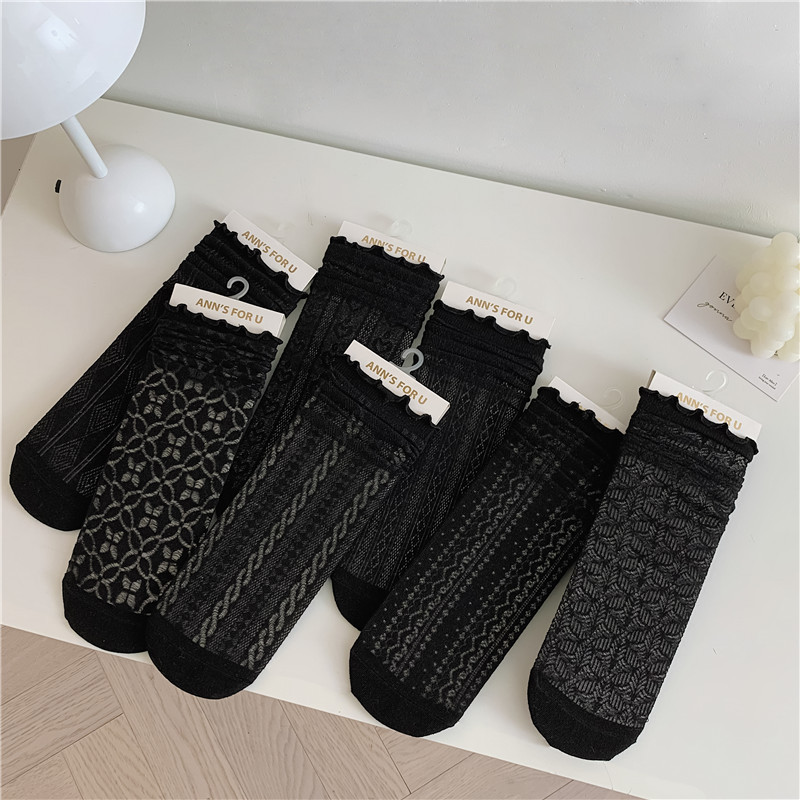 JK Style Socks Women's Spring and Summer Ultra-Thin Lolita Female Clothes in Black and White Tube Socks Twist Diamond Lattice Stockings Ins Fashion