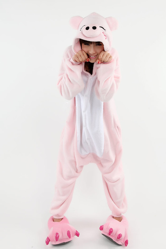 Wool flannel shoes to keep warm in autumn and winter paired with cartoon animal pajamas pink black pig Wool flannel shoes to keep warm in autumn and winter paired with cartoon animal pajamas pink black pig