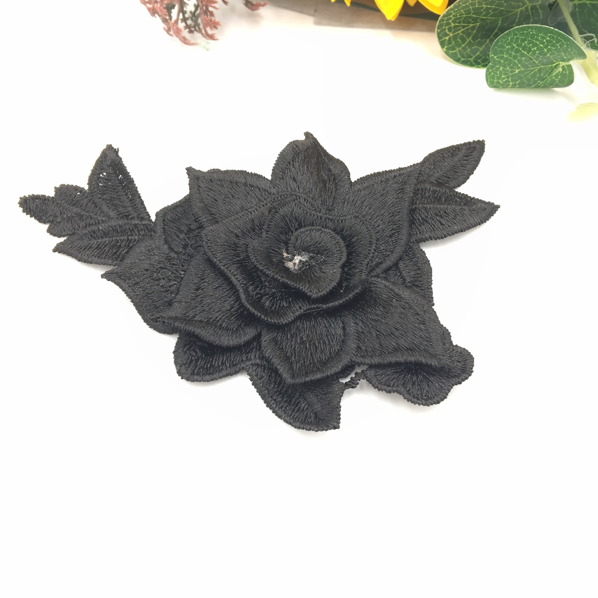 The Factory wholesale water soluble embroidery garment accessories fabric decoration three - dimensional flowers, water - soluble embroidery textile