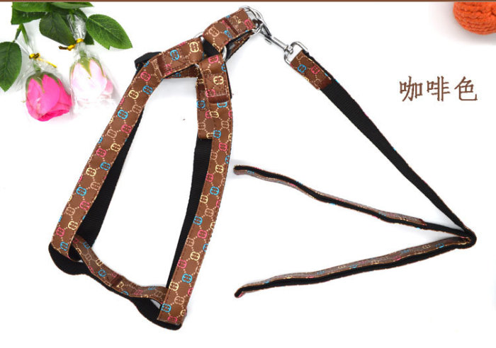 Manufacturer direct selling medium large dog pet rope PU leather high fashion rope new soft leather bra straps. Manufacturer direct selling medium large dog pet rope PU leather high fashion rope new soft leather bra straps.