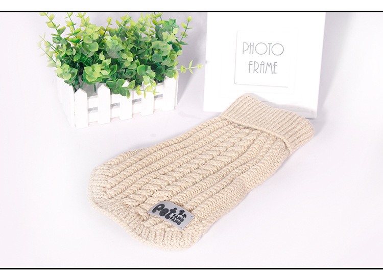 Manufacturers direct autumn and winter thickening pet clothing acrylic dog line coat cat and dog two - legged sweater Manufacturers direct autumn and winter thickening pet clothing acrylic dog line coat cat and dog two - legged sweater