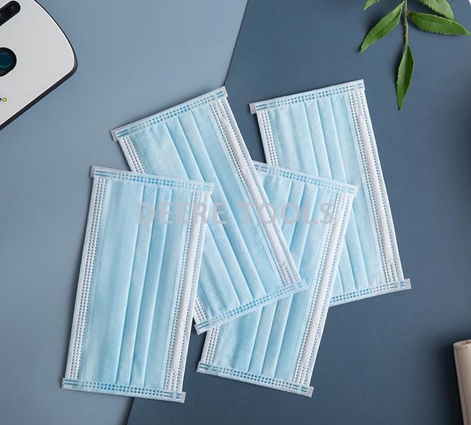 Spot 50 pieces of only three layers of disposable blue face mask muzzle and nose mask Spot 50 pieces of only three layers of disposable blue face mask muzzle and nose mask