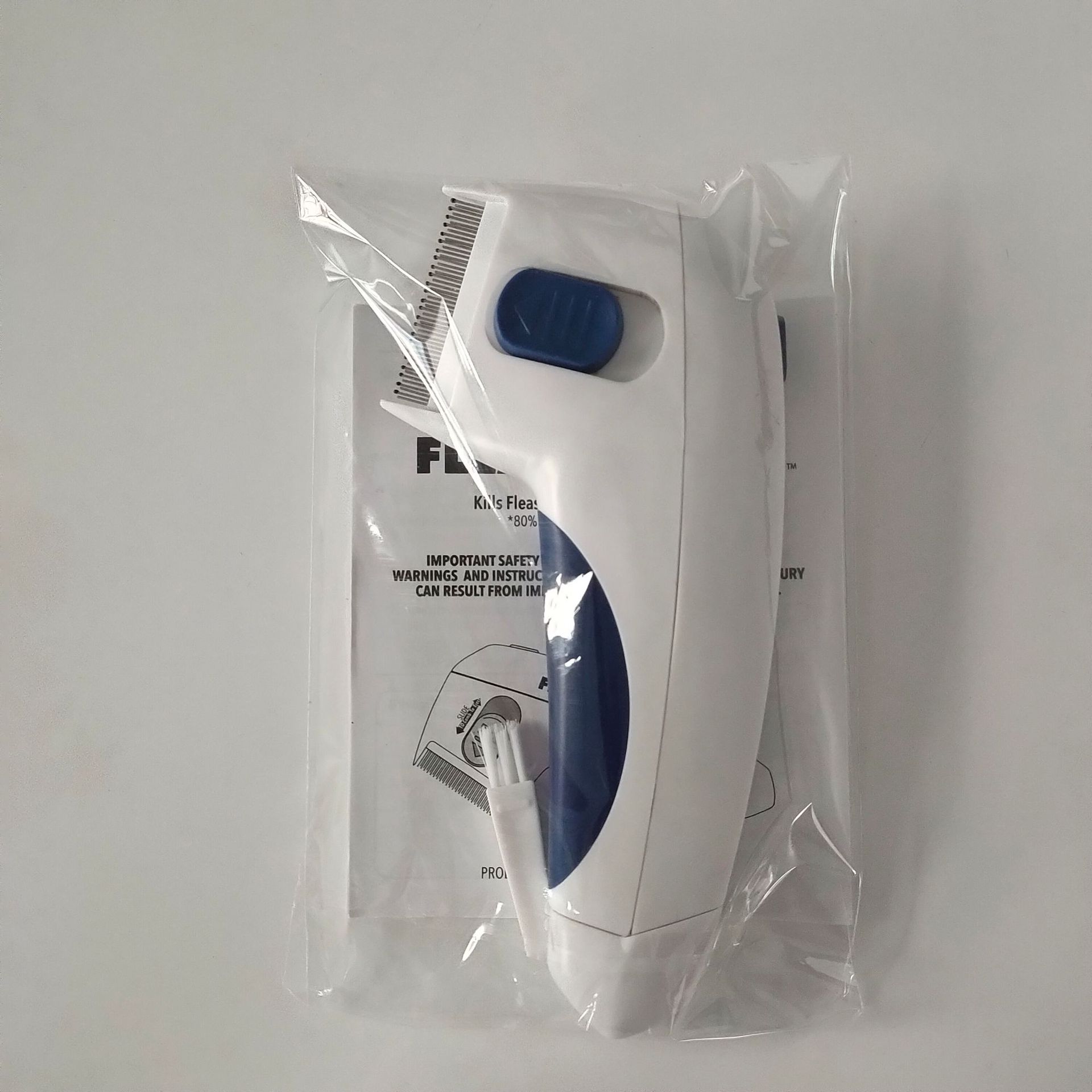 TV new electric pet dog louse remover flea cleaning brush pet electric comb effective louse remover factory stock