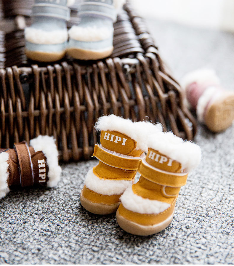 New Pet Shoes Winter Thick Cotton Shoes Warm Non-Slip Set of 4 Teddy Bear Small Dogs Dog Shoes New Pet Shoes Winter Thick Cotton Shoes Warm Non-Slip Set of 4 Teddy Bear Small Dogs Dog Shoes