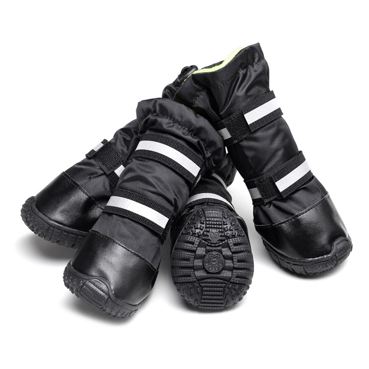Rambo waterproof and snow - proof pet shoes husky golden retriever shoe anti-skid and wear - resistant boots wholesale.
