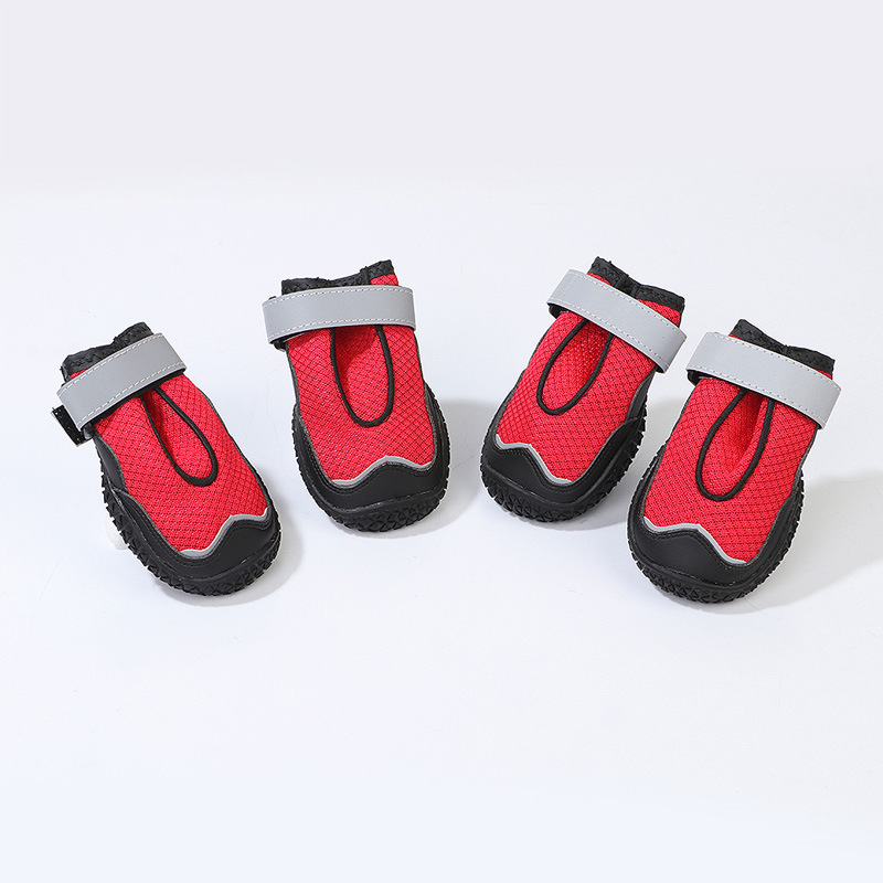 2019 new pet shoes wearables and breathable big dog shoes sold by amazon in Europe and America