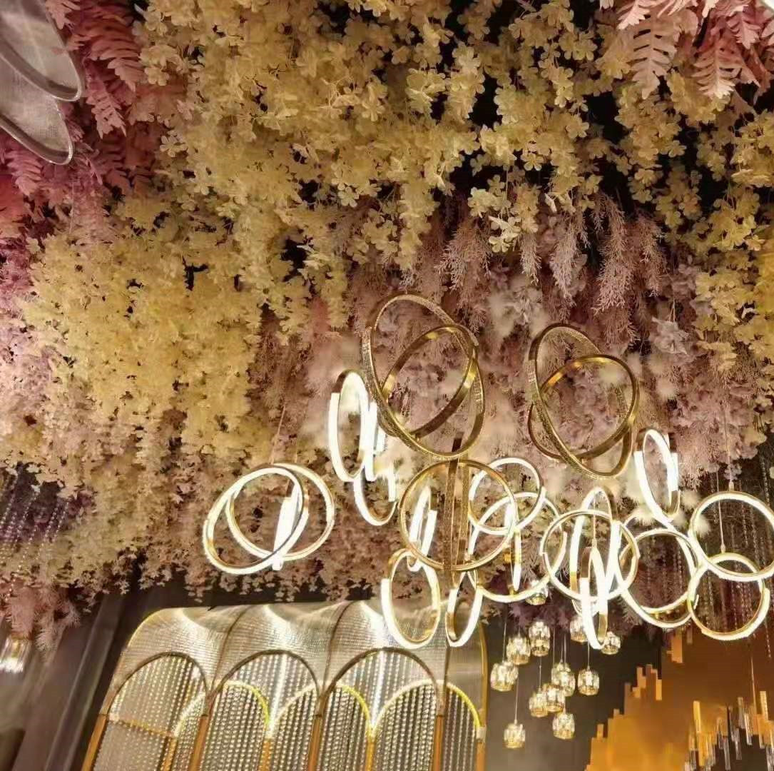 Wedding flower Hotel Wedding Hall Layout Ornamental Flower Wedding Flower Bouquet Flower Factory in Stock Batch Wedding flower Hotel Wedding Hall Layout Ornamental Flower Wedding Flower Bouquet Flower Factory in Stock Batch