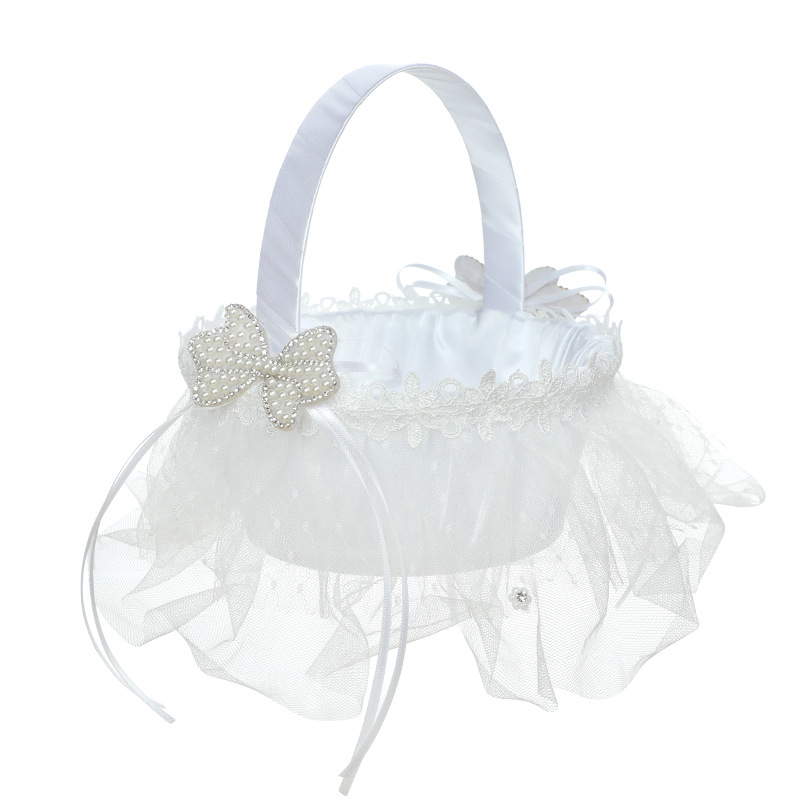 European New Style Wedding Flower Girl Sprinkling Flowers Creative Flower Basket White Lace Bridesmaid Portable Flower Basket Wholesale