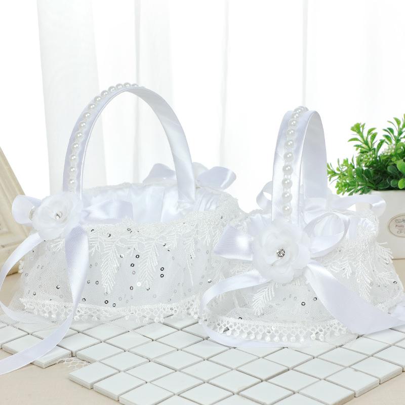 European New Style Wedding Flower Girl Sprinkling Flowers Creative Flower Basket White Lace Bridesmaid Portable Flower Basket Wholesale
