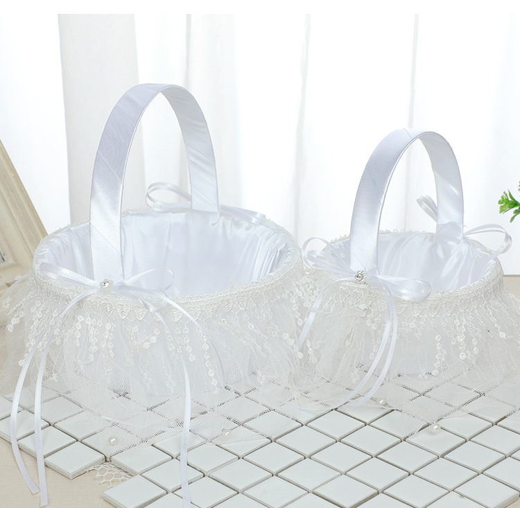 European New Style Wedding Flower Girl Sprinkling Flowers Creative Flower Basket White Lace Bridesmaid Portable Flower Basket Wholesale