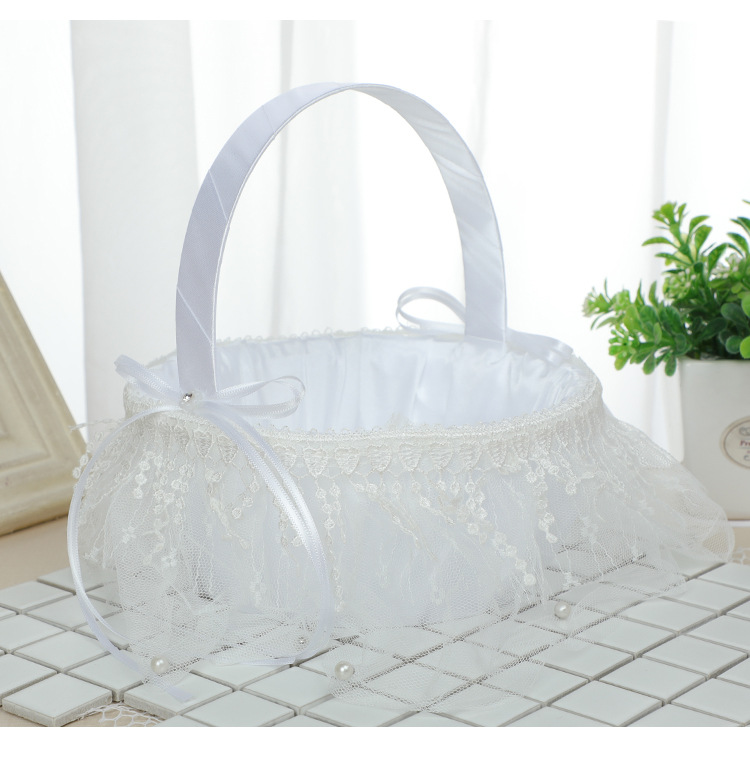 European New Style Wedding Flower Girl Sprinkling Flowers Creative Flower Basket White Lace Bridesmaid Portable Flower Basket Wholesale