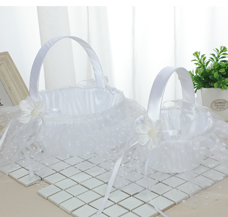 European New Style Wedding Flower Girl Sprinkling Flowers Creative Flower Basket White Lace Bridesmaid Portable Flower Basket Wholesale