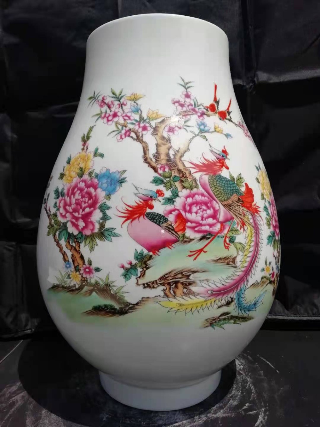 Jingdezhen Hand Color Vase about 40cm 1380 Degrees High Temperature Fired Porcelain Delicate Wedding Gift Jingdezhen Hand Color Vase about 40cm 1380 Degrees High Temperature Fired Porcelain Delicate Wedding Gift