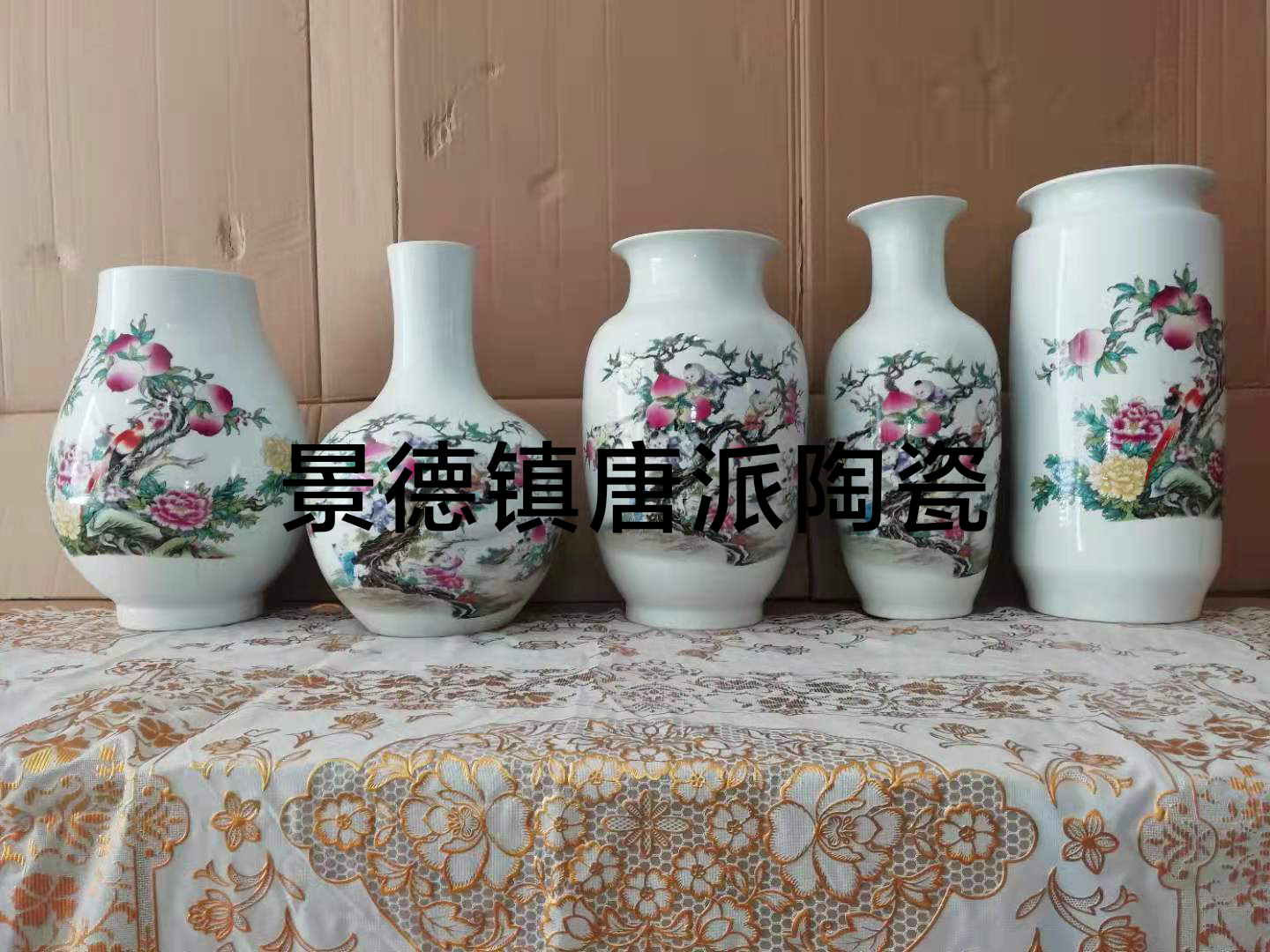 Jingdezhen Hand Color Vase about 40cm 1380 Degrees High Temperature Fired Porcelain Delicate Wedding Gift