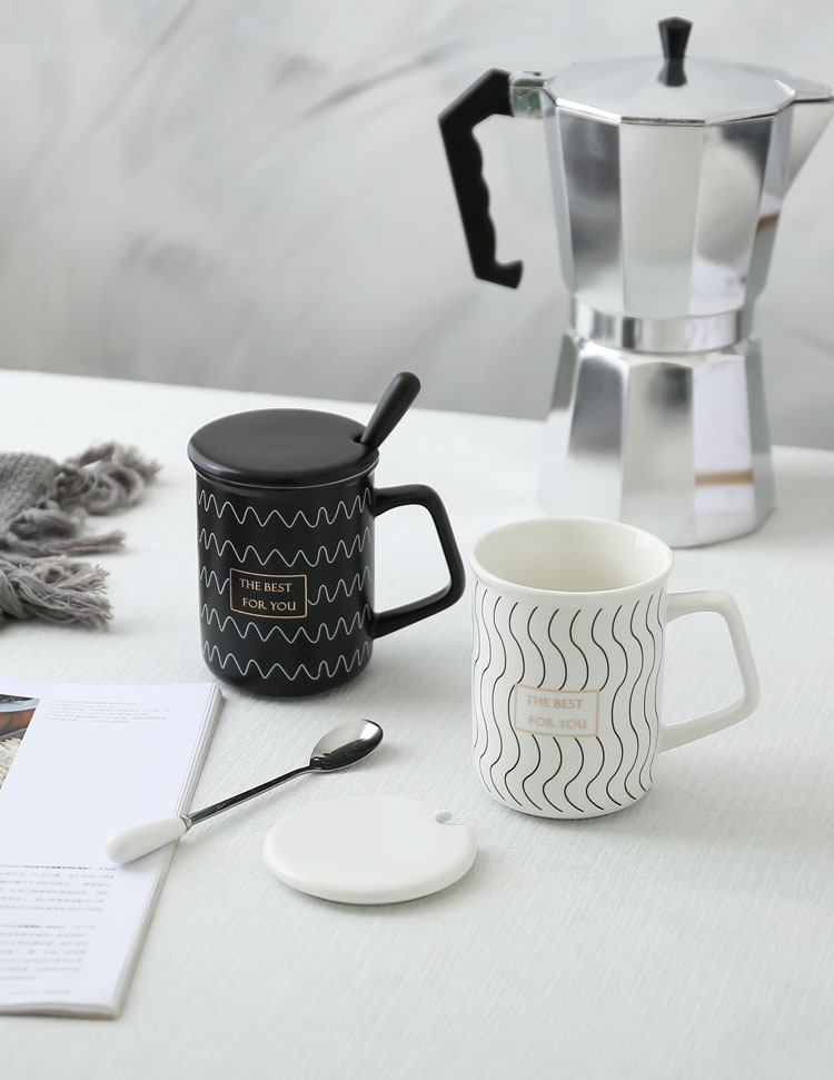 Nordic simple ceramic couple cup fashion retro home coffee mark water cup wedding gift set Nordic simple ceramic couple cup fashion retro home coffee mark water cup wedding gift set