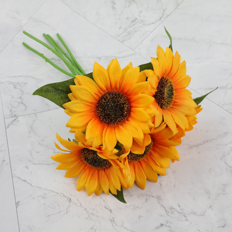 Artificial Flower Wedding Decoration Bridal Bouquet 5-Head Hand-Tied Sunflower Fake Flower Crafts Ornaments