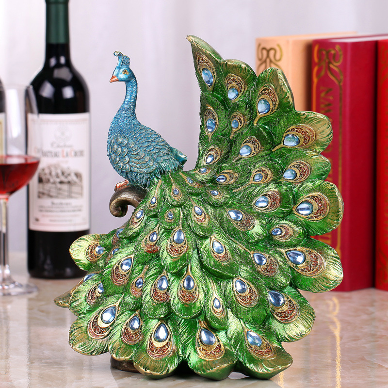European-Style Peacock Ornaments Living Room Decorations Resin Crafts Hallway Wine Cabinet Desktop New House Housewarming Wedding Gifts
