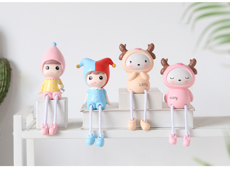 Cute Cartoon Hanging Feet Couple Doll Home Decoration Creative Wedding Gift Birthday Gift Resin Crafts