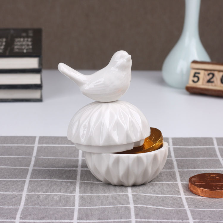 Ceramic storage tank Candy tank Storage tank Electroplating crafts home decoration storage tank wedding jewelry gift box