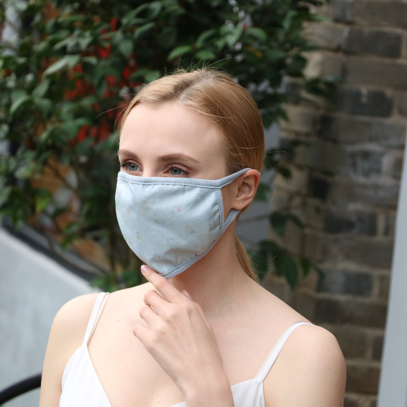 Small Floral Print Fashion Women&#039;s Autumn and Winter Style Mask Origin Supply Yiwu Factory in Stock Wholesale Dust Mask