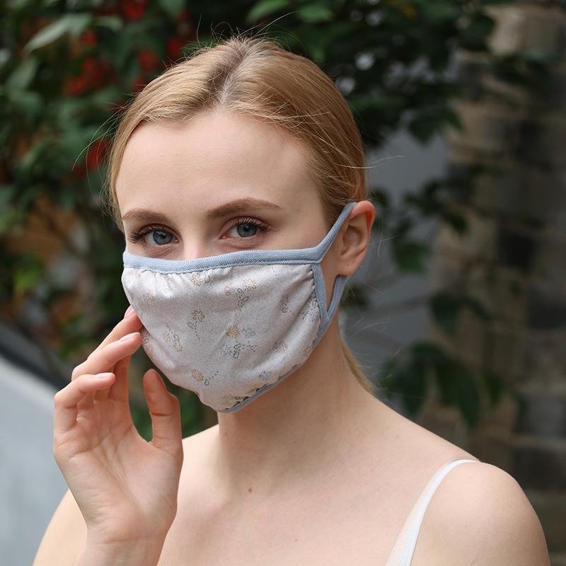 Small Floral Print Fashion Women&#039;s Autumn and Winter Style Mask Origin Supply Yiwu Factory in Stock Wholesale Dust Mask