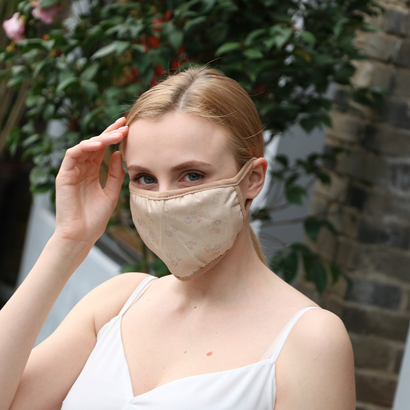 Small Floral Print Fashion Women&#039;s Autumn and Winter Style Mask Origin Supply Yiwu Factory in Stock Wholesale Dust Mask