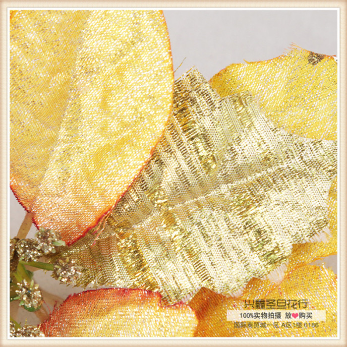 Christmas decorations golden Christmas tree simulation Christmas flower Christmas decorations golden Christmas tree simulation Christmas flower