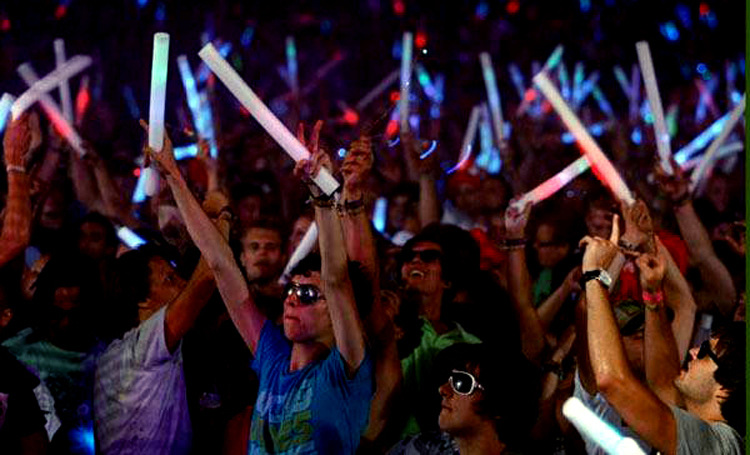 Factory Wholesale Colorful Sponge Glow Stick Foam Rod Concert Custom Large Light Stick Glow Stick Logo Factory Wholesale Colorful Sponge Glow Stick Foam Rod Concert Custom Large Light Stick Glow Stick Logo