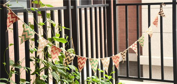 Craft decoration flag Christmas wedding party pull flag wave linen triangle flag Craft decoration flag Christmas wedding party pull flag wave linen triangle flag