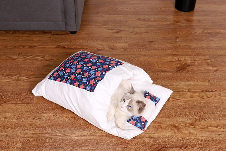 Cat Nest Cat Sleeping Bag Closed Removable and Washable Cat Bed Winter Warm Pet Bed Dog Kennel Four Seasons Universal