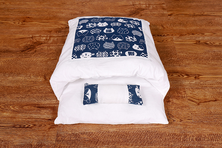 Cat Nest Cat Sleeping Bag Closed Removable and Washable Cat Bed Winter Warm Pet Bed Dog Kennel Four Seasons Universal
