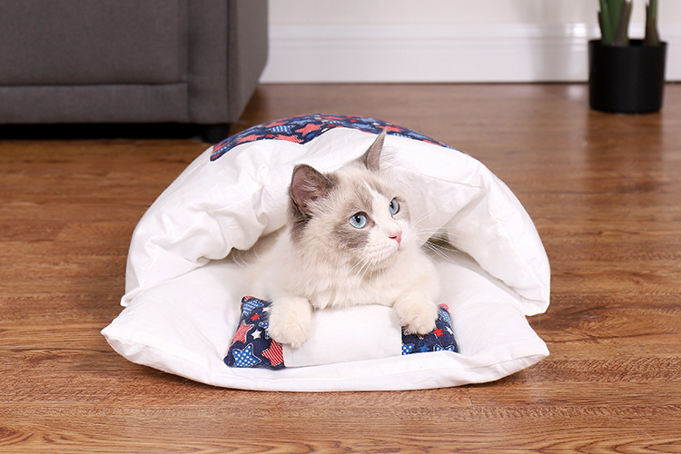 Cat Nest Cat Sleeping Bag Closed Removable and Washable Cat Bed Winter Warm Pet Bed Dog Kennel Four Seasons Universal