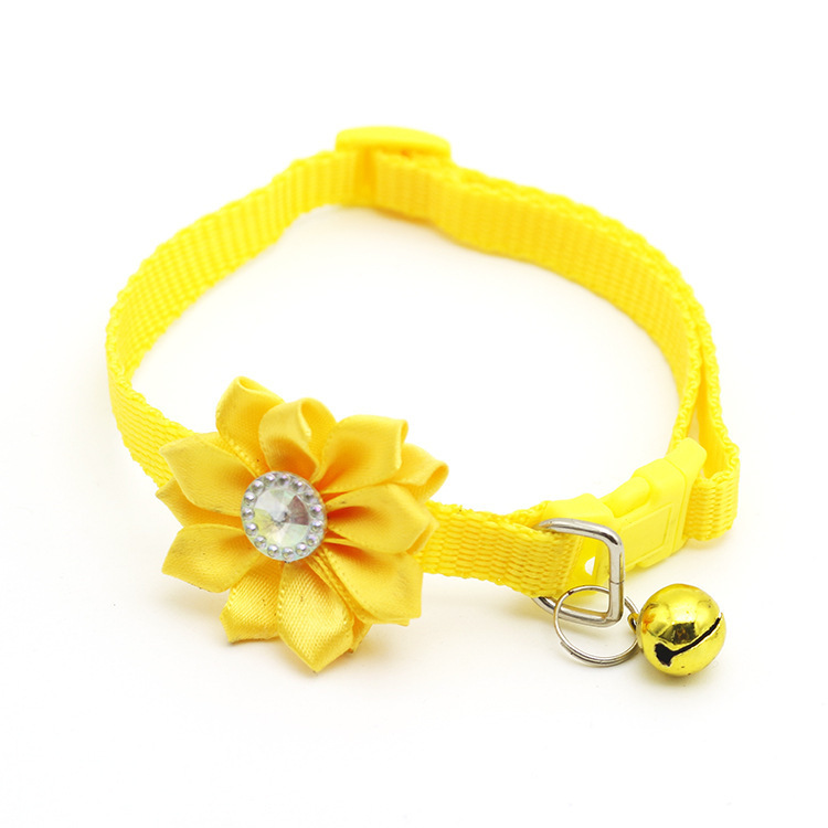 1.0 Pet Bell Flower Collar Dog Collar Cat Collar Factory-Operated Wholesale 1.0 Pet Bell Flower Collar Dog Collar Cat Collar Factory-Operated Wholesale