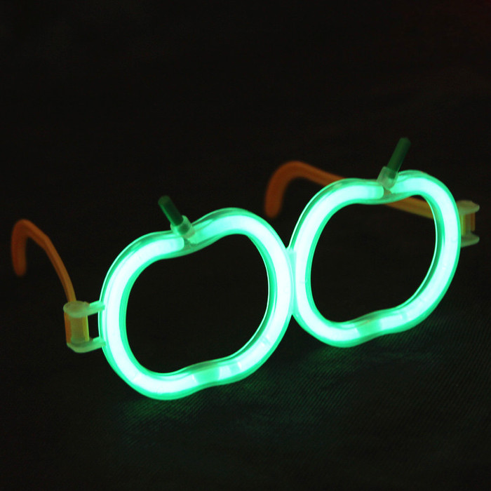 Wholesale light sticks glow toy glasses aluminum foil bags of luminescent apples glasses children cheering props Wholesale light sticks glow toy glasses aluminum foil bags of luminescent apples glasses children cheering props
