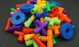 Plastic building block toys fun spell insert building blocks children's jigsaw puzzles Plastic building block toys fun spell insert building blocks children's jigsaw puzzles